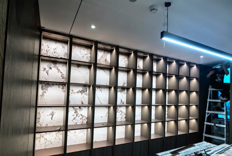 不銹鋼恒溫酒柜的優(yōu)點